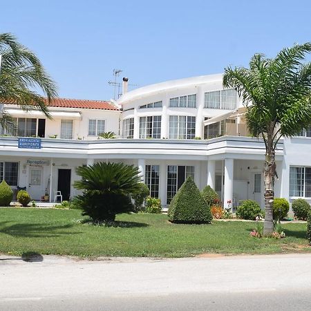 Miloi Rooms And Apartments ภายนอก รูปภาพ