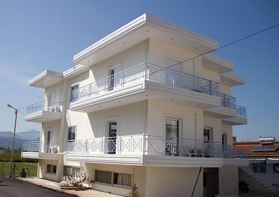Miloi Rooms And Apartments ภายนอก รูปภาพ