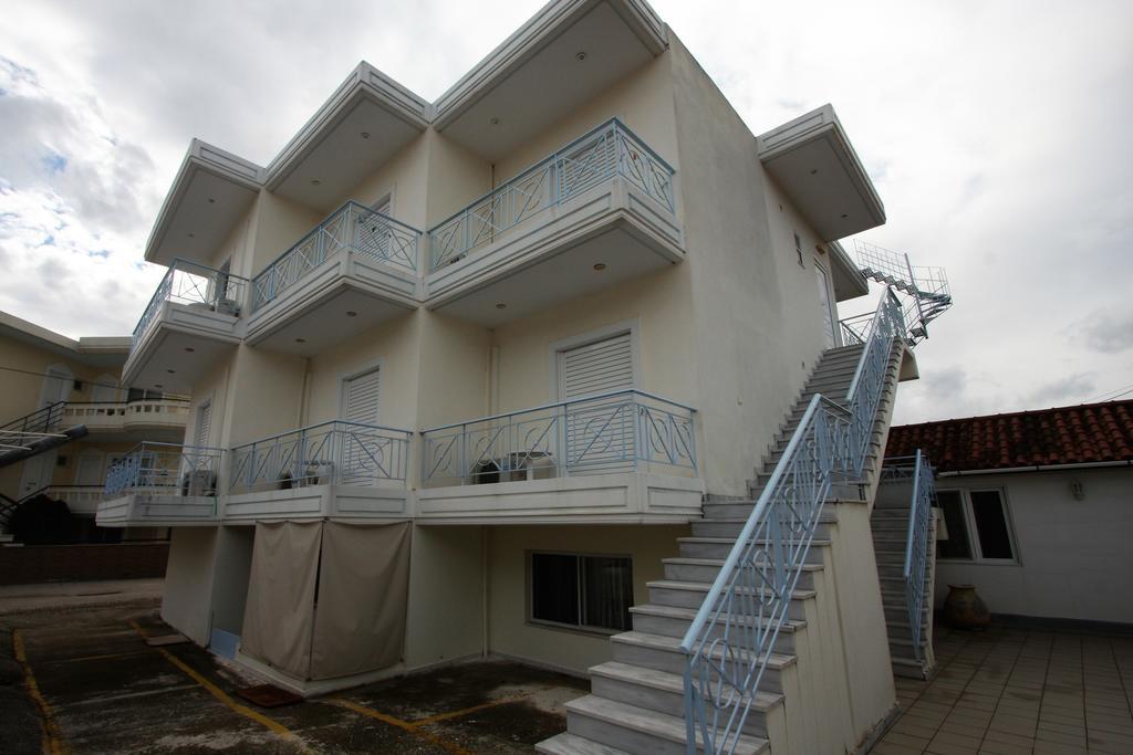 Miloi Rooms And Apartments ภายนอก รูปภาพ