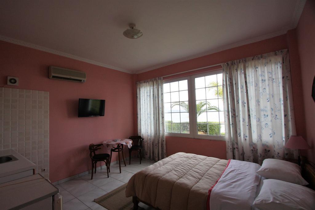 Miloi Rooms And Apartments ภายนอก รูปภาพ